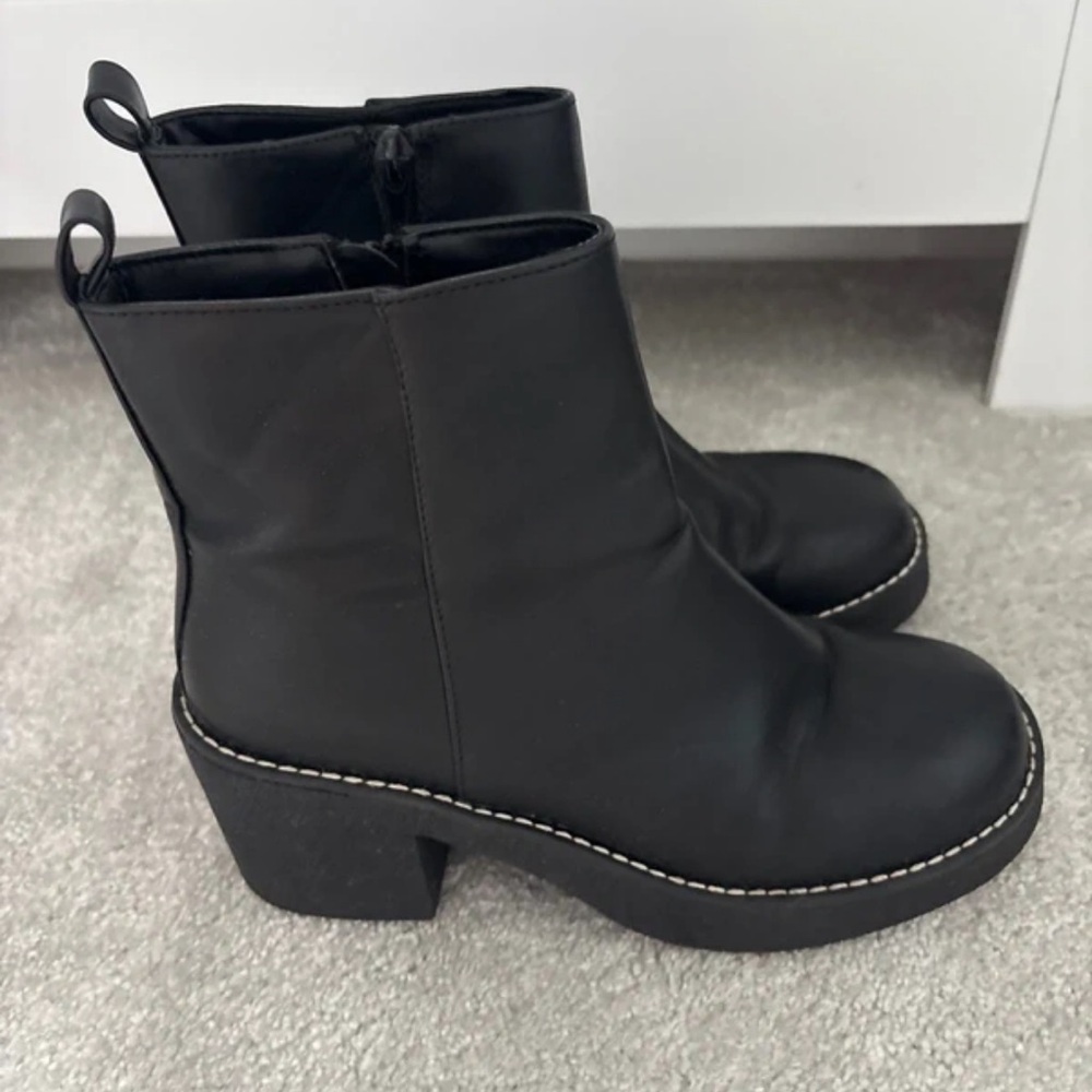 New Look Black Ankle Booties with Stitch Detail